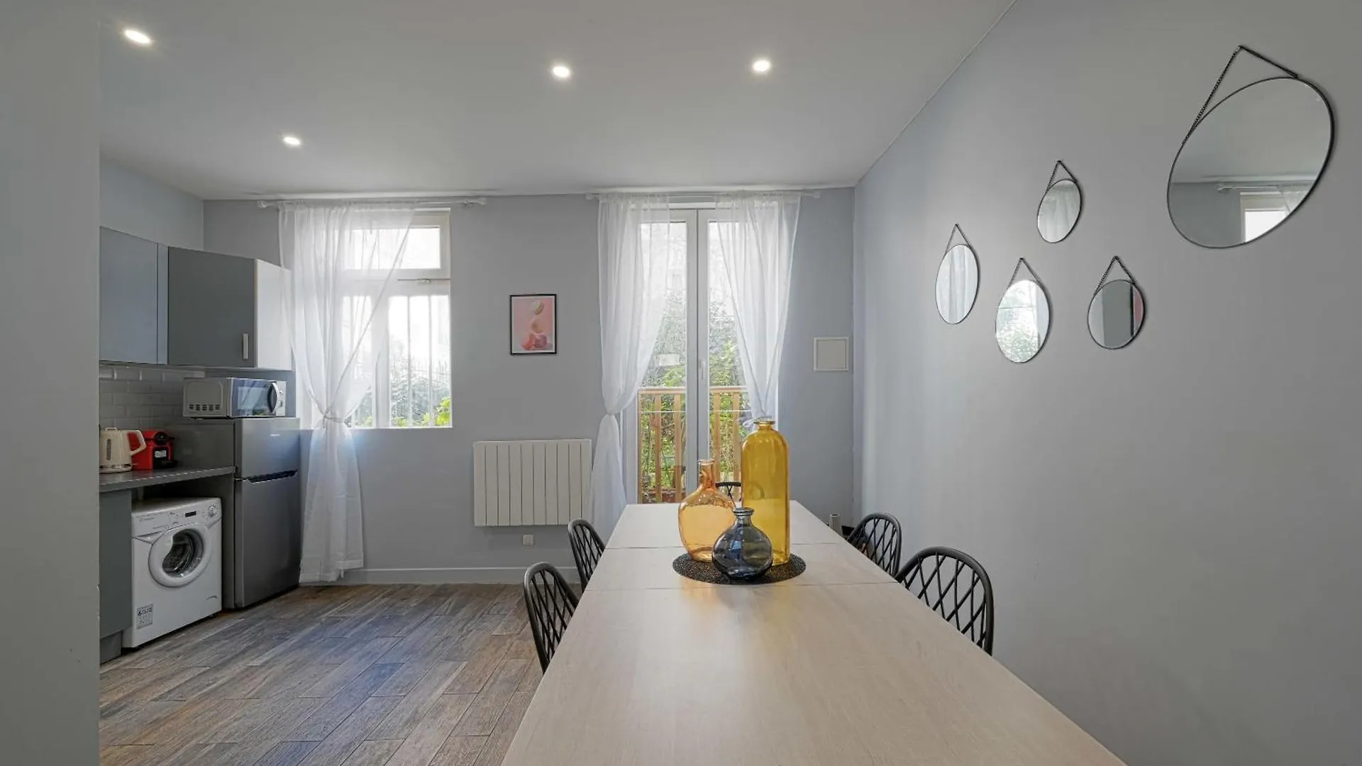 Apartment Two Floor With Theatre Paris